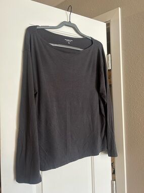 Abercrombie & Fitch Charcoal Long Sleeve Crewneck Top